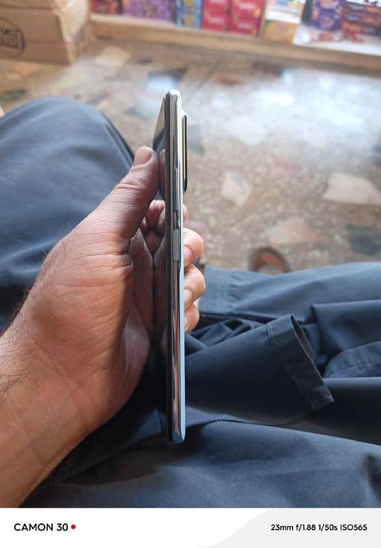 redmi note 10 pro 10/10 condition complete box 1