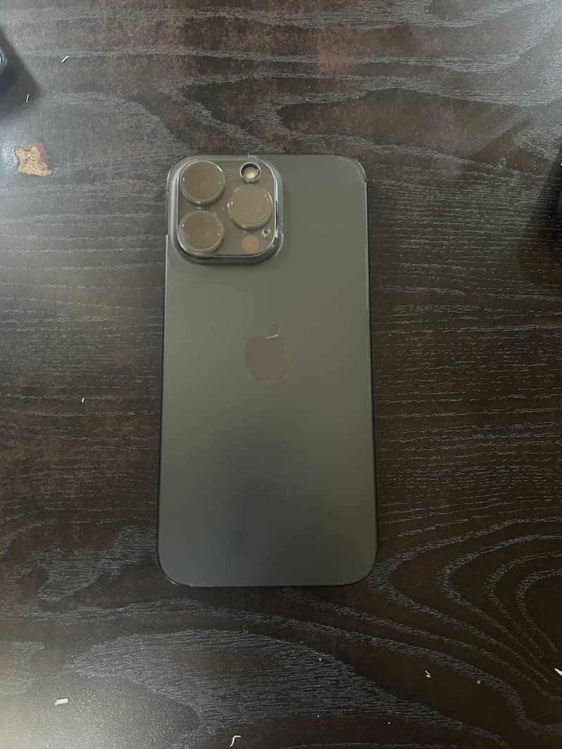 Iphone 15 pro max non PTA 100 health 3