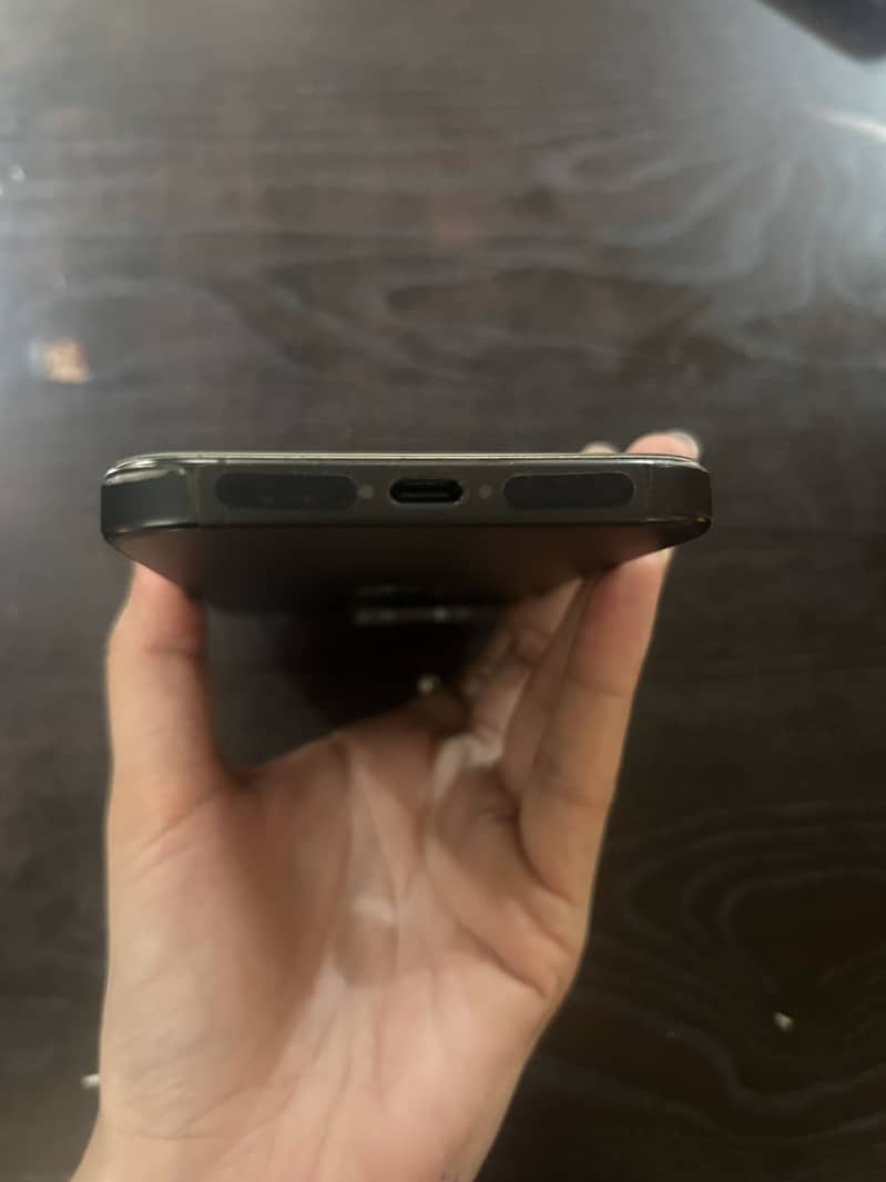 Iphone 15 pro max non PTA 100 health 4