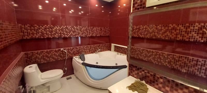 Only One Year Old Kanal 3 Bed Upper Portion For Rent In Dha Phase 4 CC Block 1