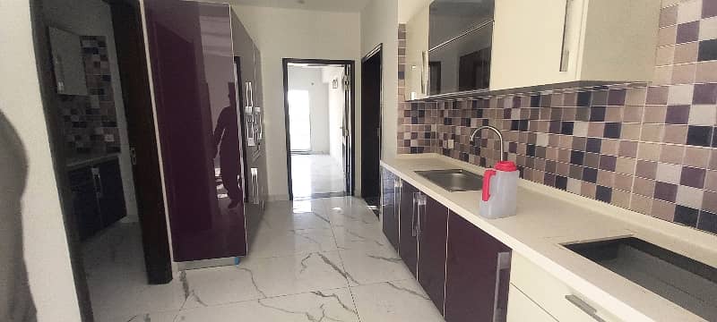 Only One Year Old Kanal 3 Bed Upper Portion For Rent In Dha Phase 4 CC Block 7