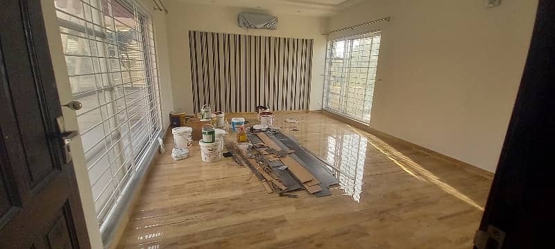 Only One Year Old Kanal 3 Bed Upper Portion For Rent In Dha Phase 4 CC Block 0