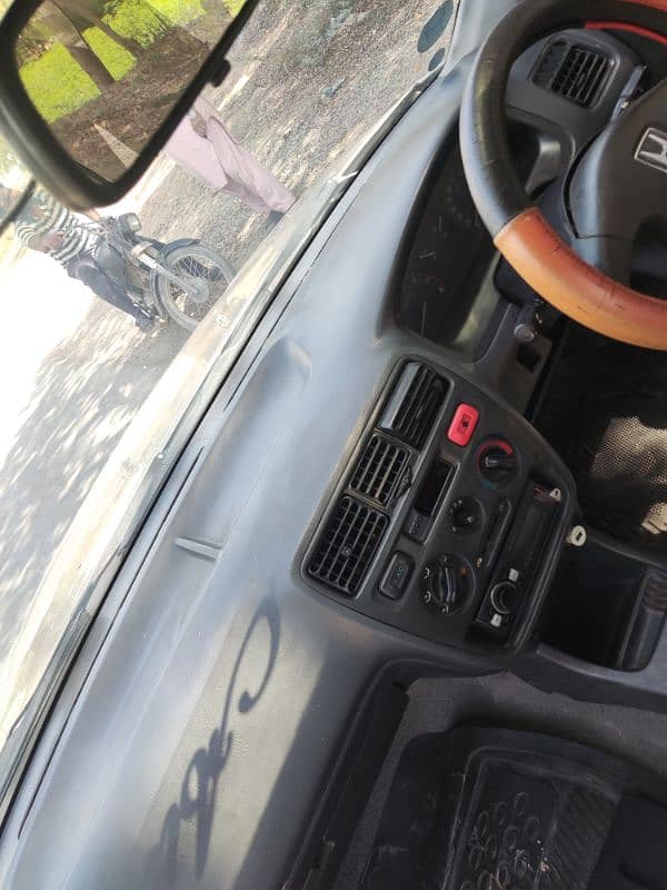 Honda City IVTEC 2000 12