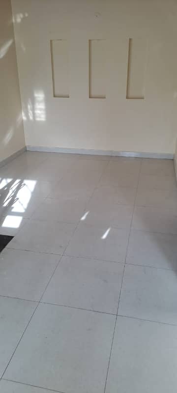 5 MARLA BEAUTIFUL HOUSE AVAILABLE FOR RENT IN DHA RAHBER 11 11