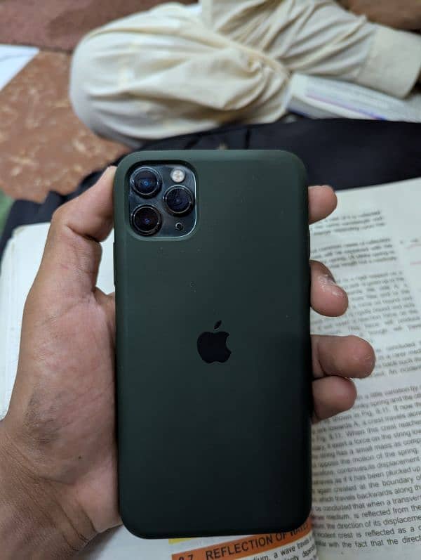 iphone 11 pro max jv 1