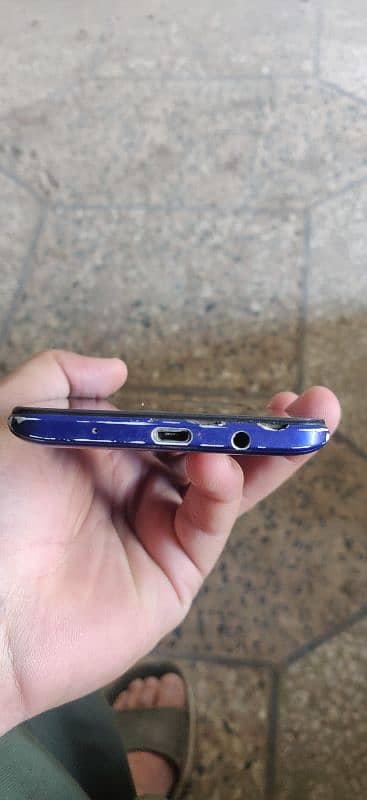 Tecno spark6 4/64 5