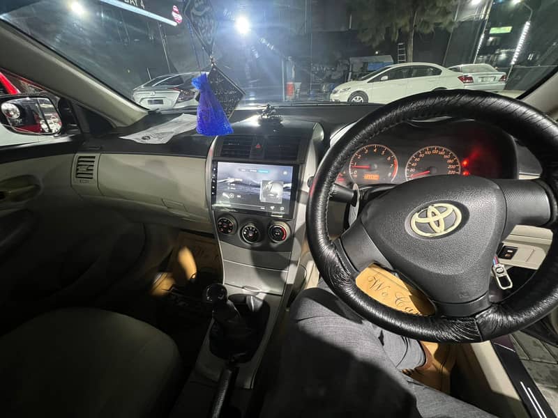 Toyota Corolla GLI 2012 6