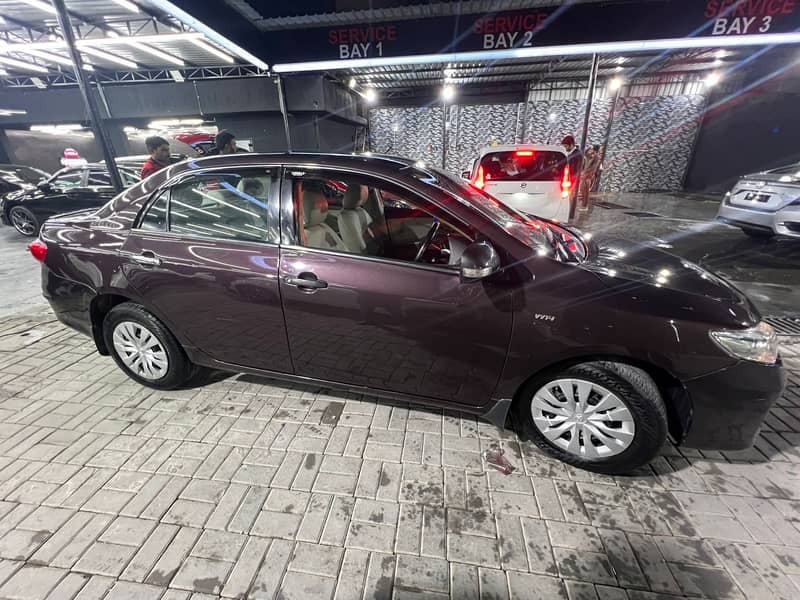 Toyota Corolla GLI 2012 10