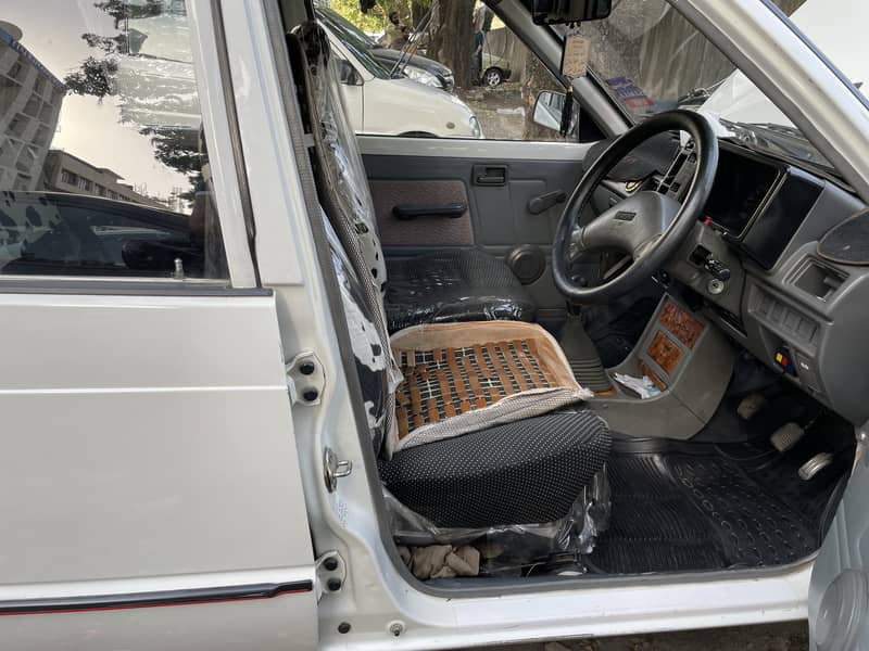 Suzuki Mehran VXR 2017 11