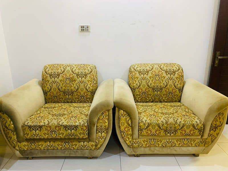 5 seater sofa set just like new 2