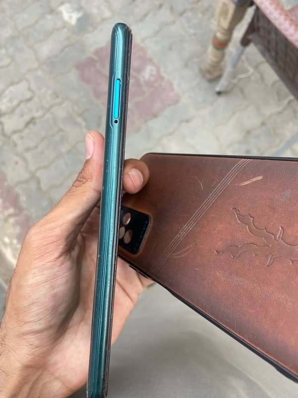 infinix note 10  6/128 3