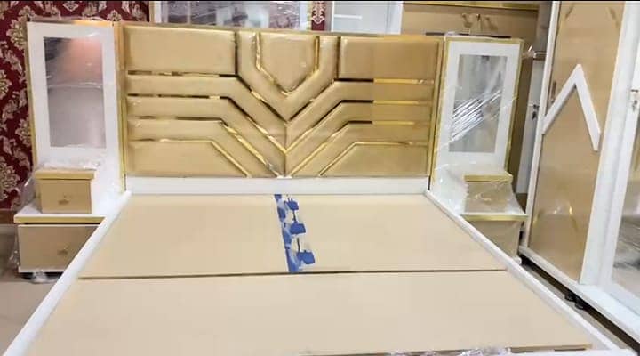 Bedroom Set Available |Fency Bed|Luxurious Bed Is Very Good Price| 5