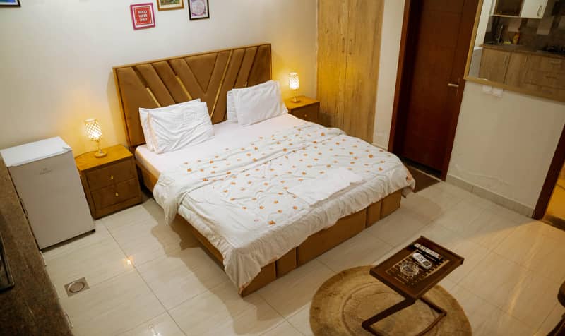 STUDIO 1 BED LUXURY FURNISHED FOR RANT IN GULBERG GREEN 0