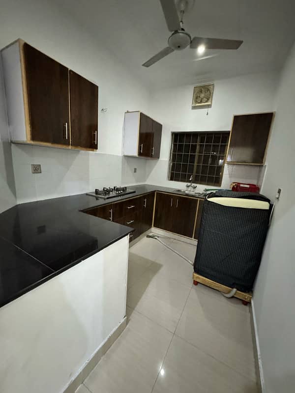 10 Marla Upper Portion Available For Rent In Sector C Bahria Town Lahore 6