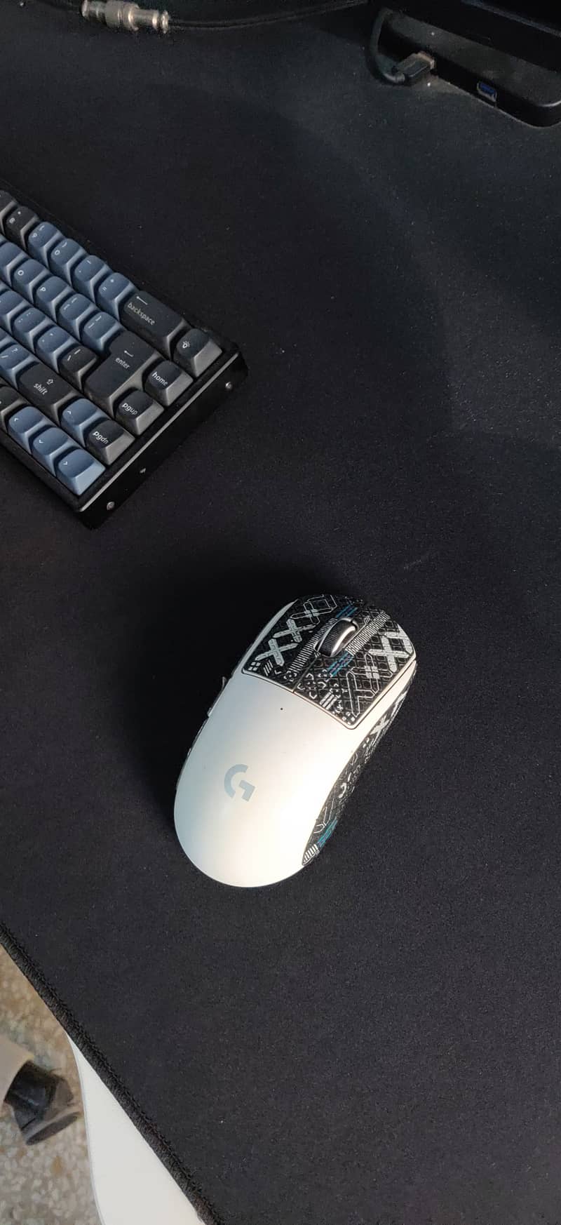 Logitech G Pro X Superlight Gaming Mouse 10/10 1