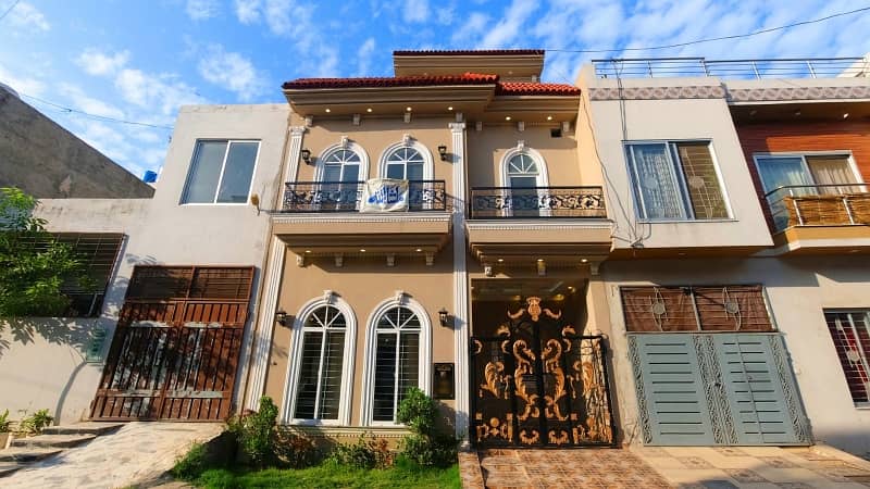 Book Prime Location House Today In Formanites Housing Scheme - Block M 19