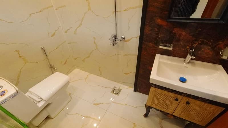 Book Prime Location House Today In Formanites Housing Scheme - Block M 26