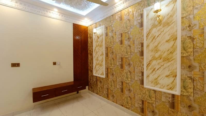 Book Prime Location House Today In Formanites Housing Scheme - Block M 29