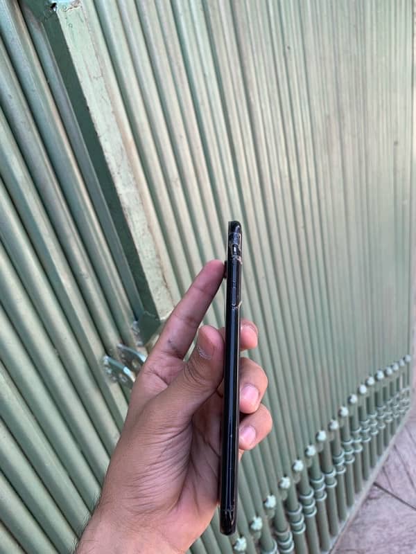 7 plus 256 gb pta approved 5