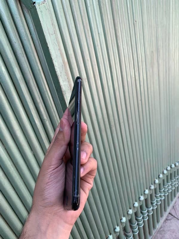 7 plus 256 gb pta approved 9
