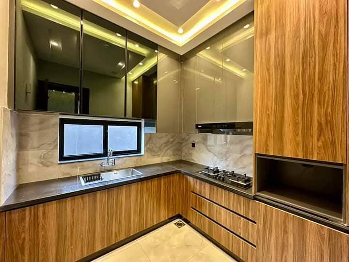 5 Marla Brand New Luxury Upper Portion Available For Rent In Formanites Housing Scheme Block - N Lahore. Only 35000 Thousand 5