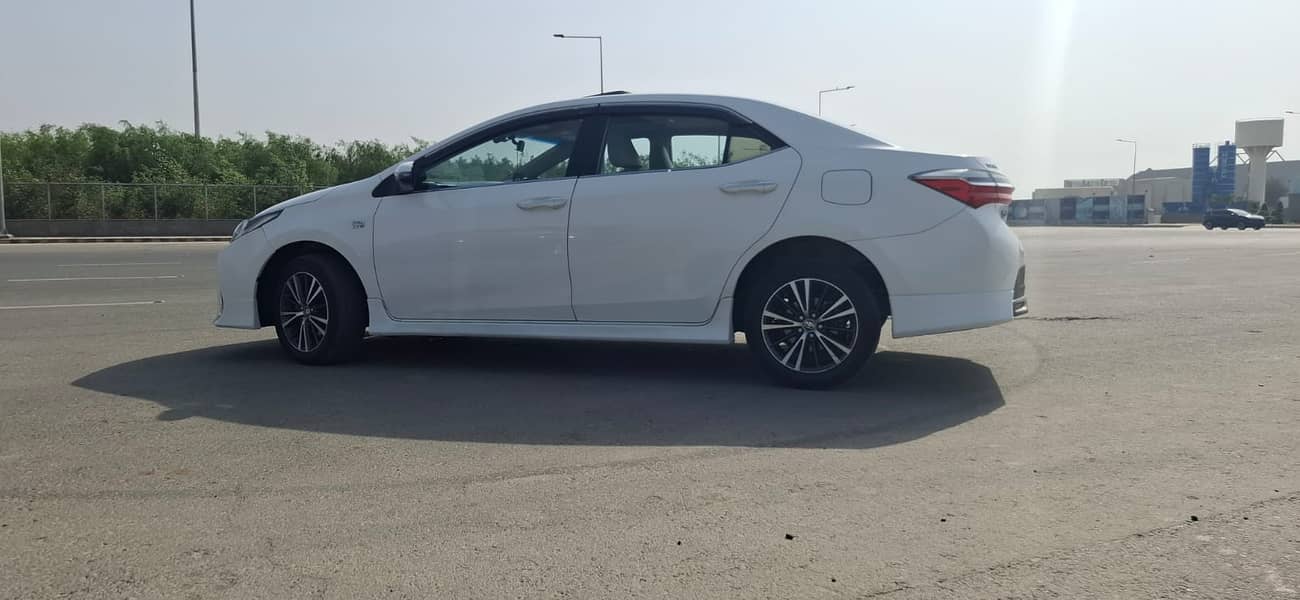 Honda rent a car/Civic car rental/Rent a car/without Driver 8