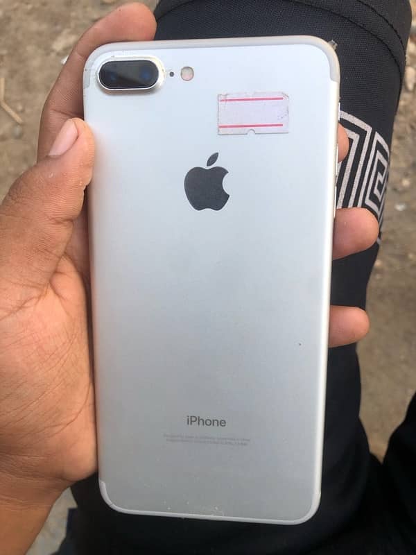 iPhone X or iPhone 7 Plus 5