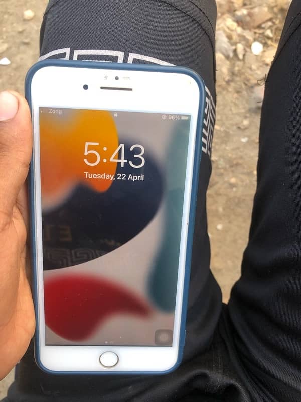 iPhone X or iPhone 7 Plus 8