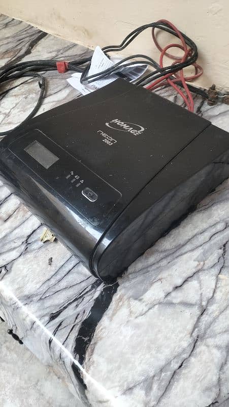 Homage UPS 2000VA 1500W no fault 2