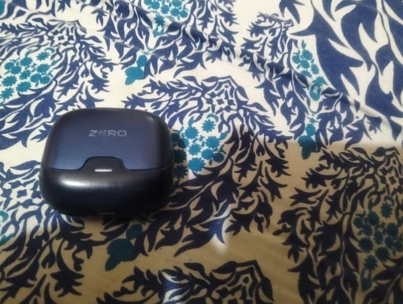 Zerolife style wave earbuds 6 months warranty remaining 2