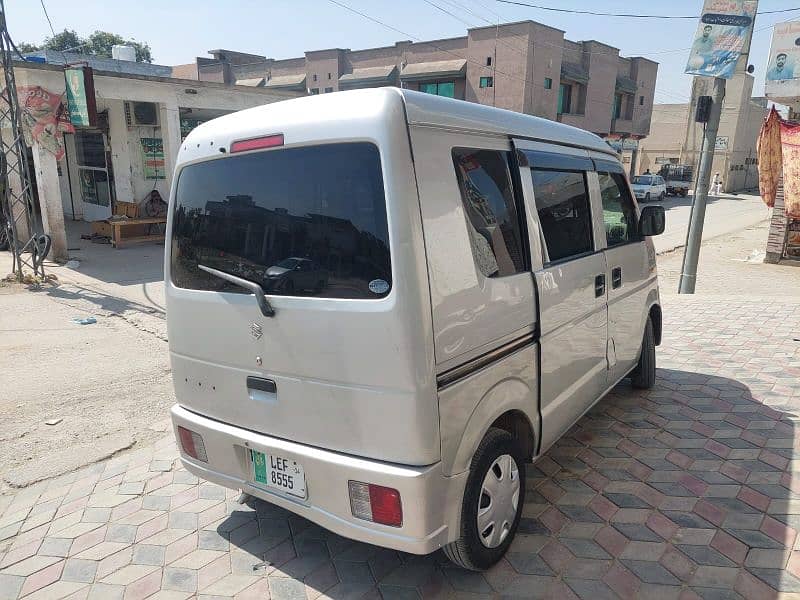 Suzuki Every 2010 12