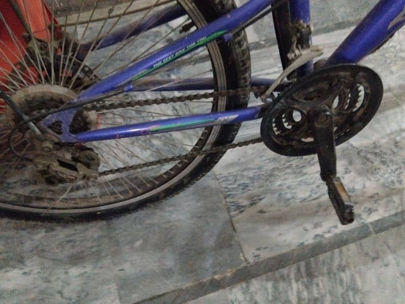 bicycle with original gears and all disc breaks 3