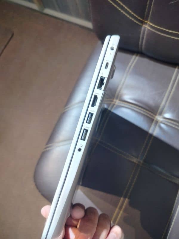 HP 440 G7 i5 10Th Generation 8GB 256GB 4