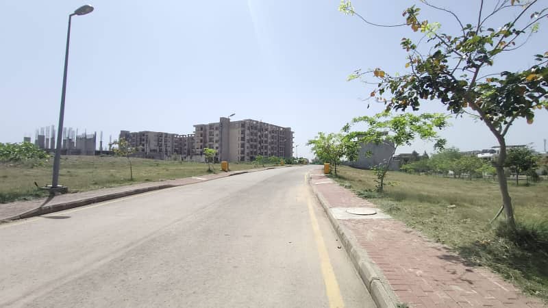 08 Marla Possession Plot for Sale Ready for Construction | Prime Location 1