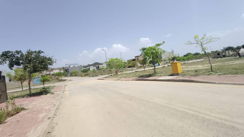 08 Marla Possession Plot for Sale Ready for Construction | Prime Location 3