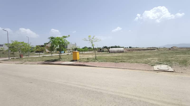 08 Marla Possession Plot for Sale Ready for Construction | Prime Location 13