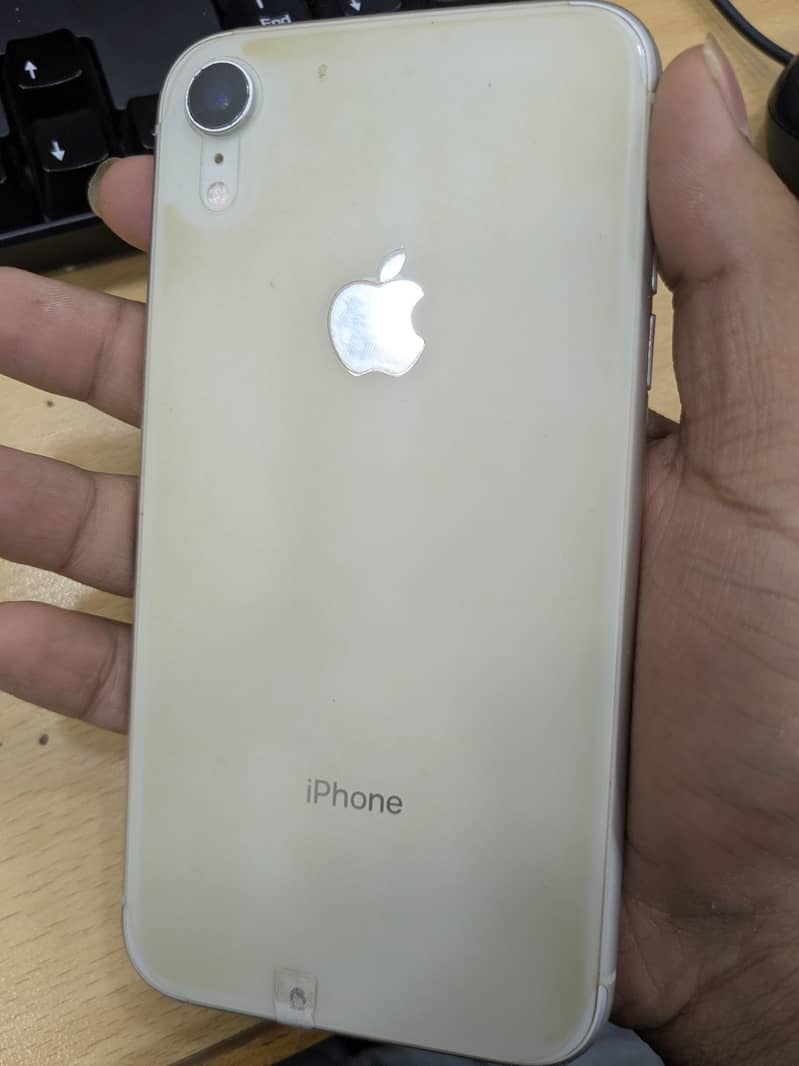iPhone XR pta ok 1