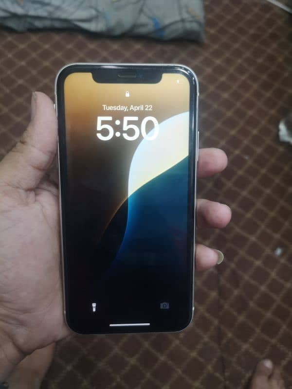 I phone 11 128gb pta aproved 4