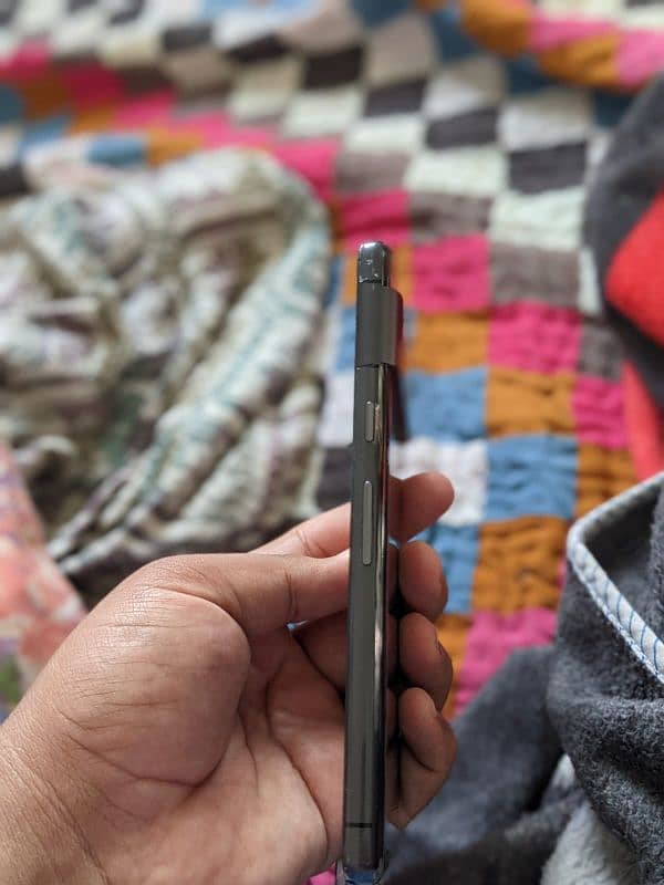 Google pixel 7 5