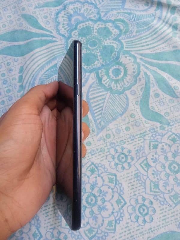 LG G7, 4/64, sim working 3
