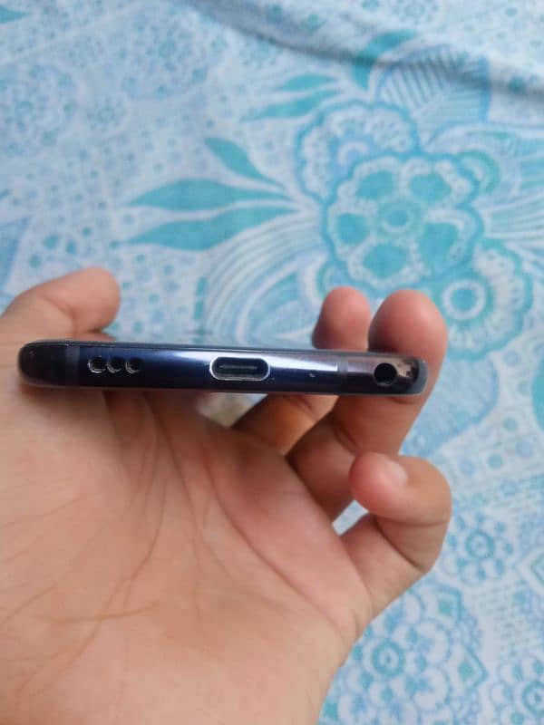 LG G7, 4/64, sim working 5