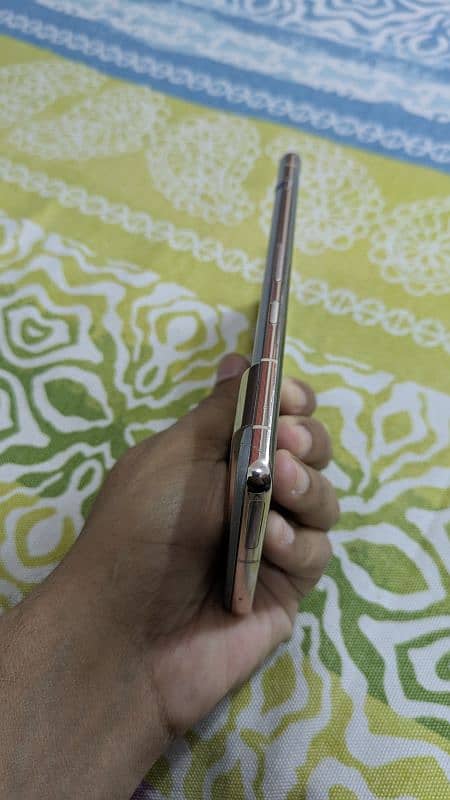 pixel 7 pro 12/128, slightly used, great condition 3