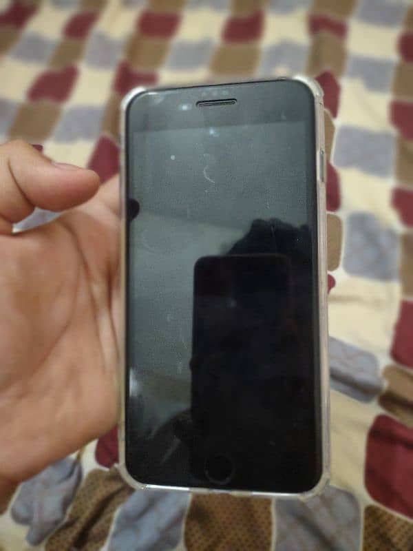 iPhone 8 Plus 2
