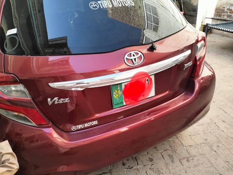 Toyota Vitz 2015 jewella edition 1