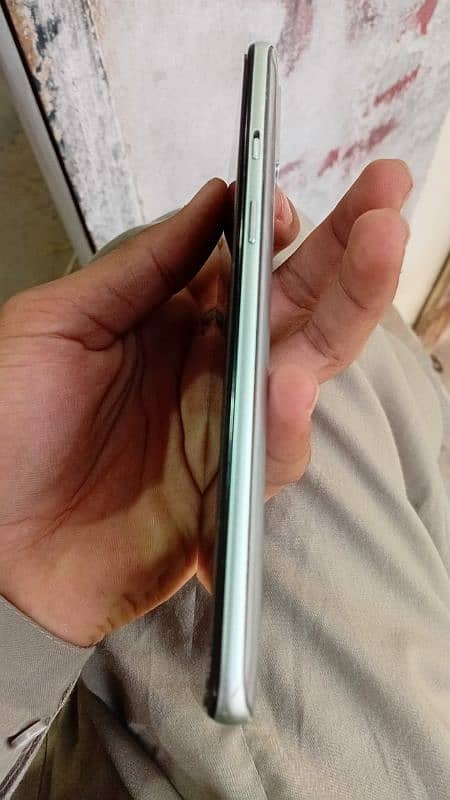 OnePlus 8T Non PTA 12.256 1