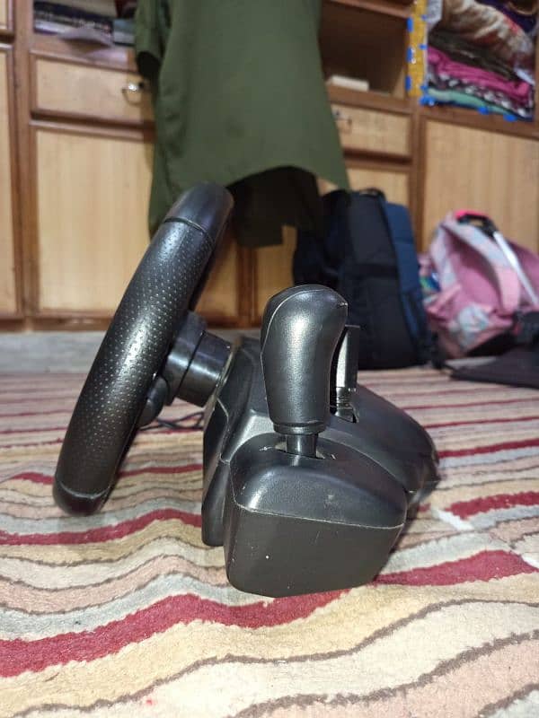 gxt288 racing wheel vibration effect and pedal and gear shifter includ 5