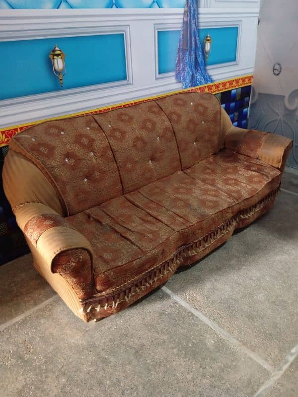 5 seater Sofa Set 0