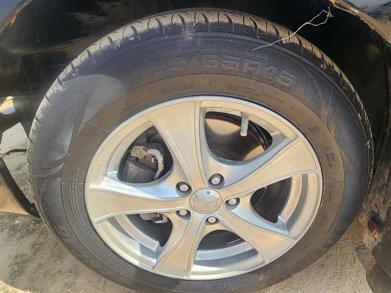 Toyota Corolla GLI 2011 3