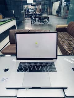 MACBOOK PRO 2019 (16 INCHES AVAILABLE IN HUGE QUANTITY)
