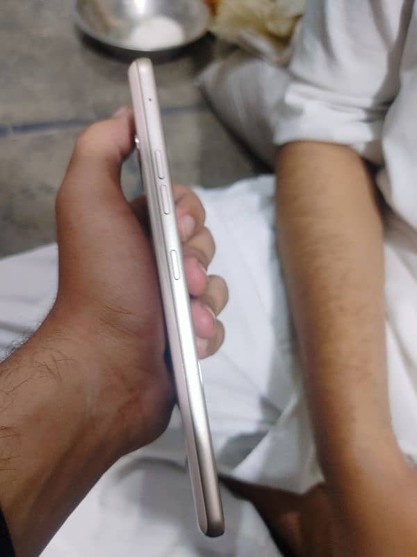 Lgv60 10 by 10 all ok dual sim pta 2